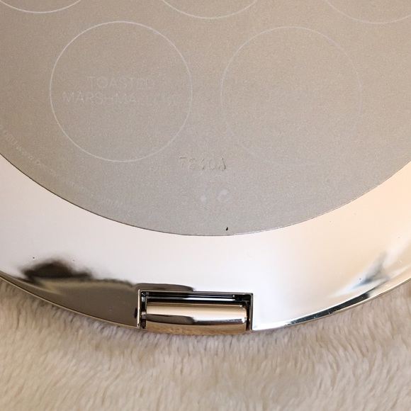 ✨Limited Edition✨ Becca Eye Lights Palette - Picture 3 of 7